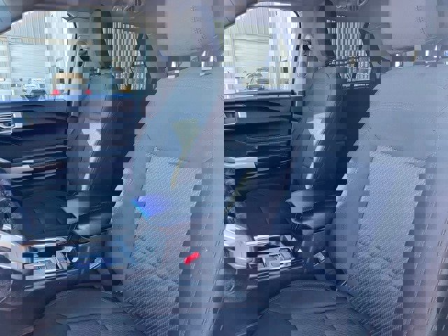 Certified 2022 Ford Explorer XLT image 8