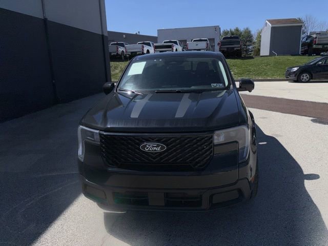 Certified 2025 Ford Maverick Lariat w/ Black Appearance Package AWD/4WD image 7
