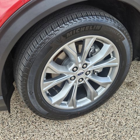 Certified 2023 Ford Explorer Limited image 9