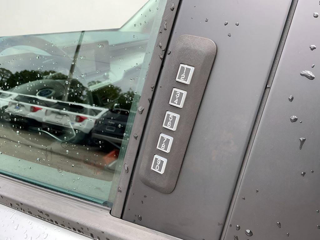 Certified 2022 Ford Maverick XLT w/ Equipment Group 300A Standard AWD/4WD image 38