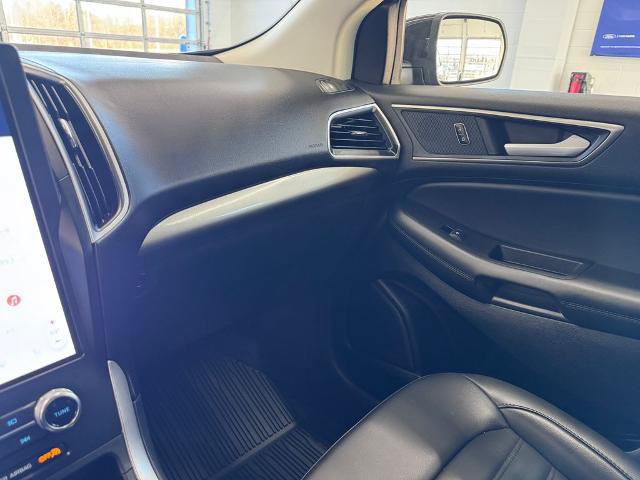 Certified 2024 Ford Edge SEL w/ Convenience Package AWD/4WD image 24