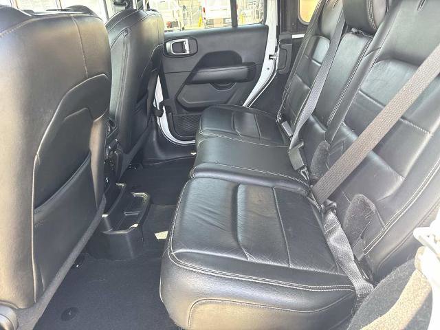 Used 2018 Jeep Wrangler Unlimited Sahara AWD/4WD image 24