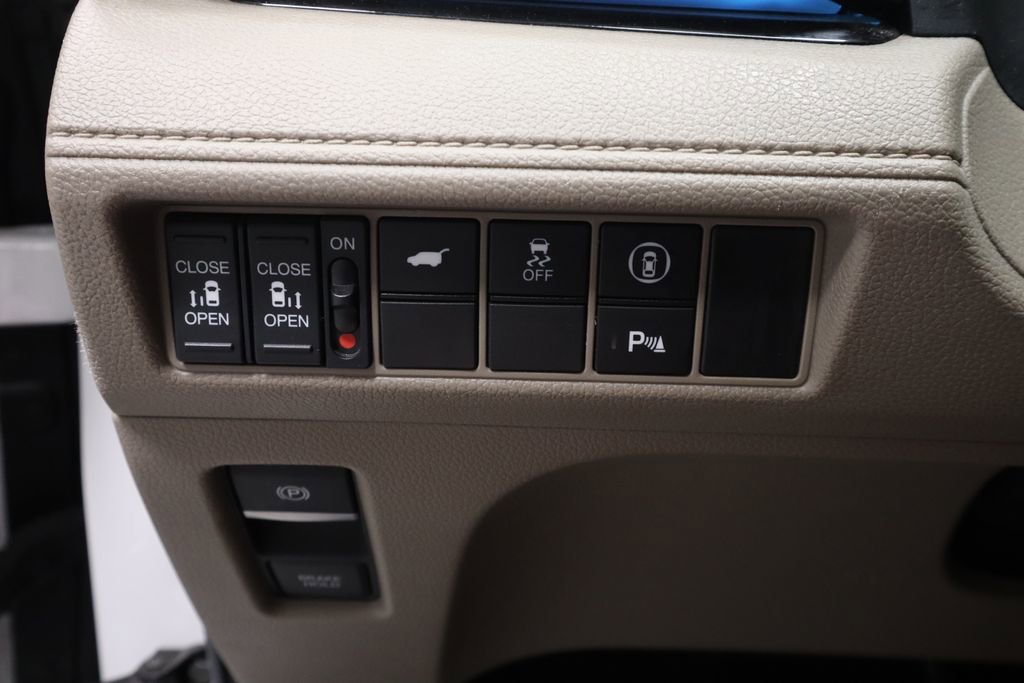 Used 2023 Honda Odyssey Touring image 28