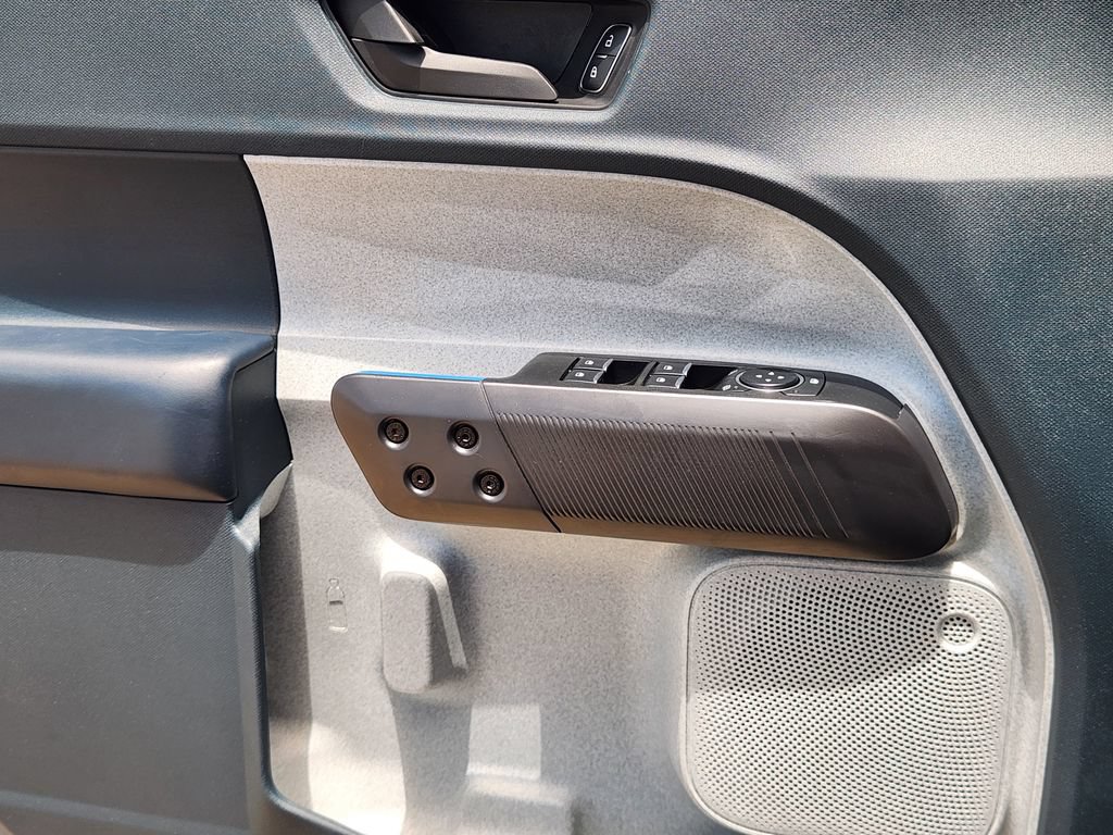 Certified 2025 Ford Maverick XLT FWD image 22