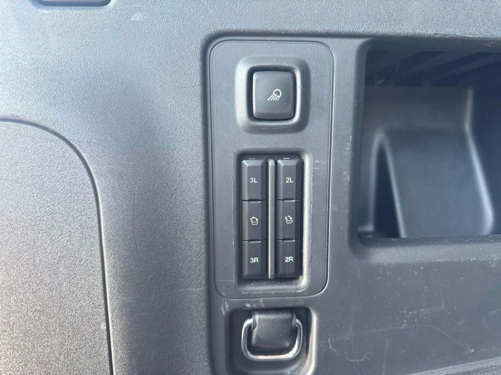 Certified 2025 Ford Expedition Active AWD/4WD image 13
