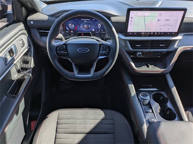 Certified 2025 Ford Explorer ST-Line w/ Premium Package image 15