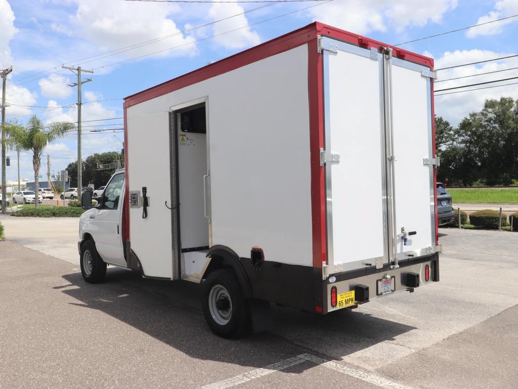 Certified 2024 Ford E-350 and Econoline 350 Super Duty w/ Power Windows & Locks Group RWD image 10