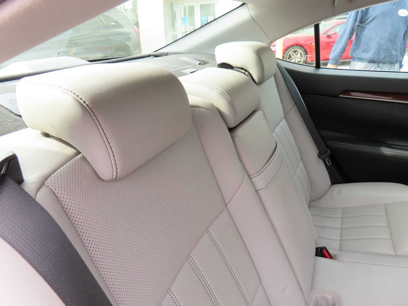 Used 2017 Lexus ES 350 w/ Luxury Package FWD image 38