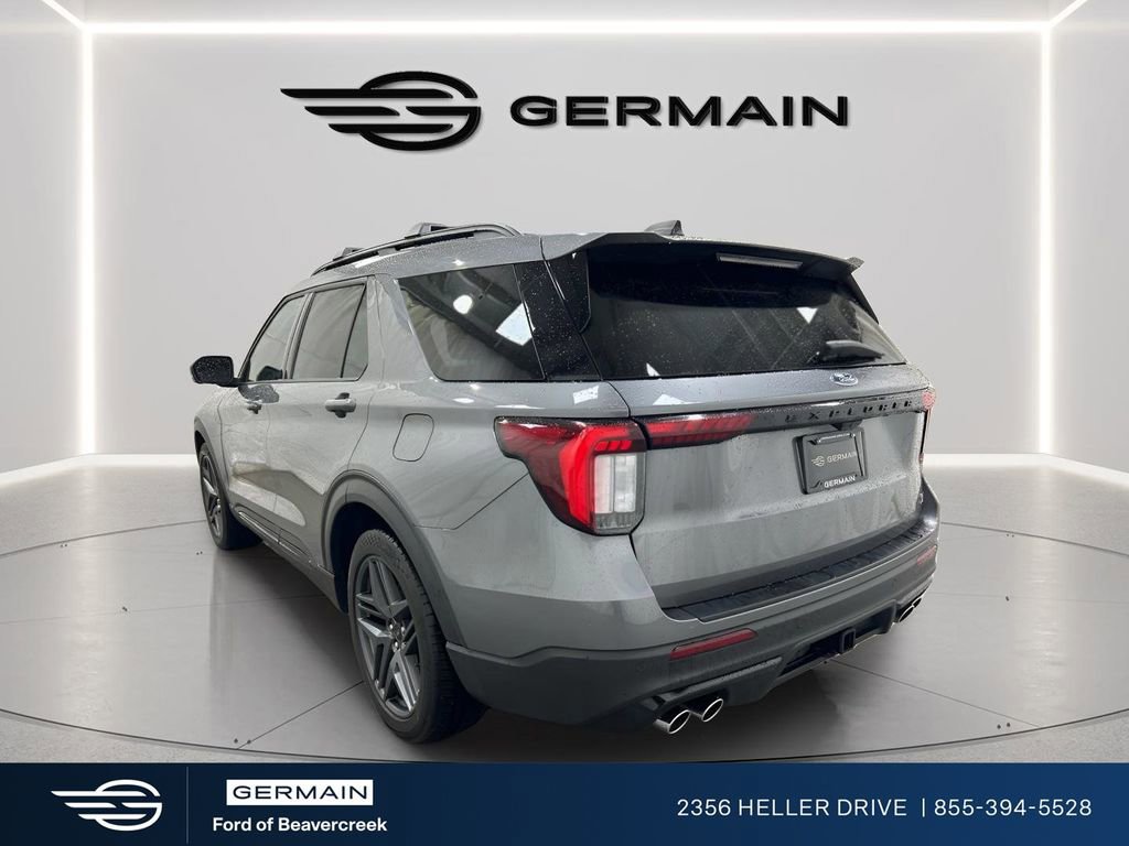 Certified 2025 Ford Explorer ST image 3