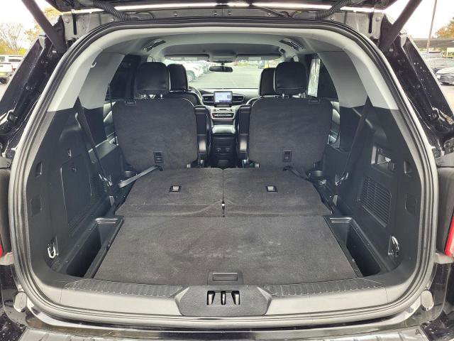 Certified 2023 Ford Explorer XLT w/ Equipment Group 202A image 35