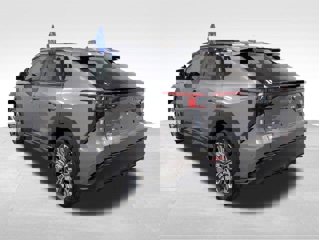Used 2024 Subaru Solterra image 3