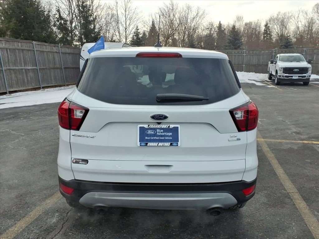 Certified 2019 Ford Escape SE image 4