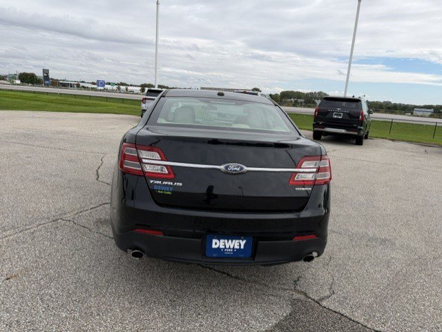 Certified 2018 Ford Taurus SE FWD image 8