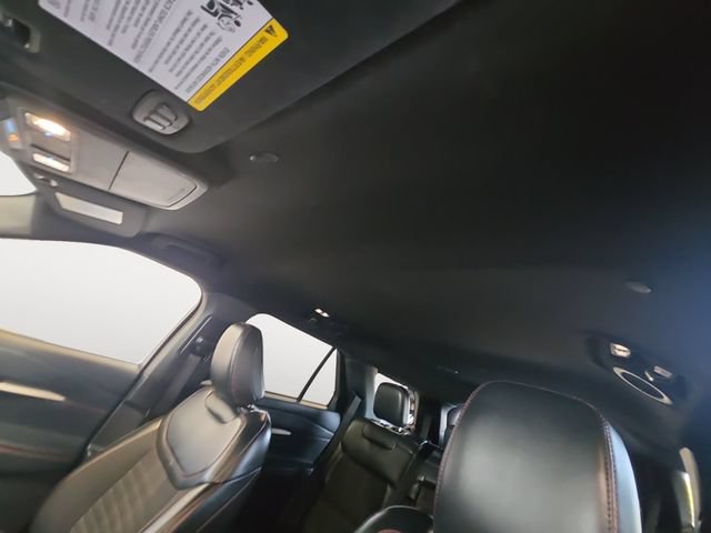 Certified 2025 Ford Explorer ST-Line w/ ST-Line Street Pack AWD/4WD image 12