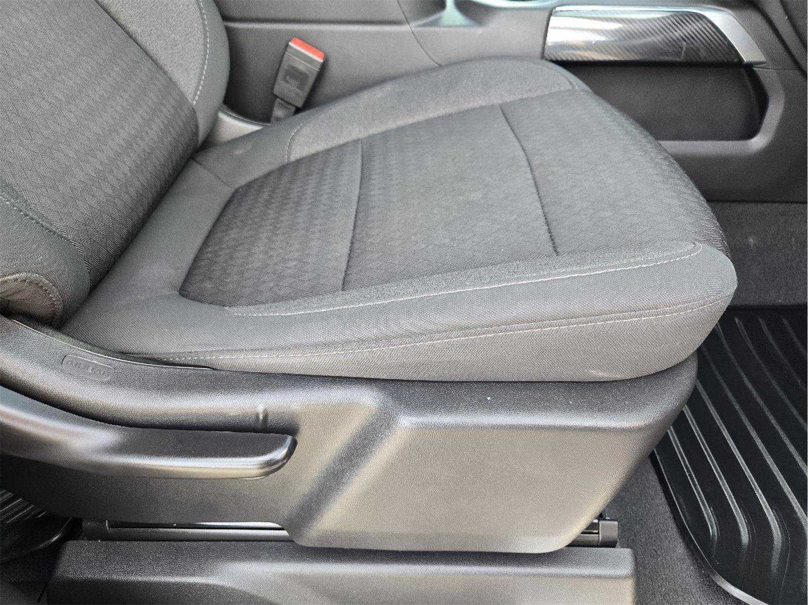 Used 2021 Chevrolet Silverado 1500 RST w/ Bed Protection Package RWD image 23