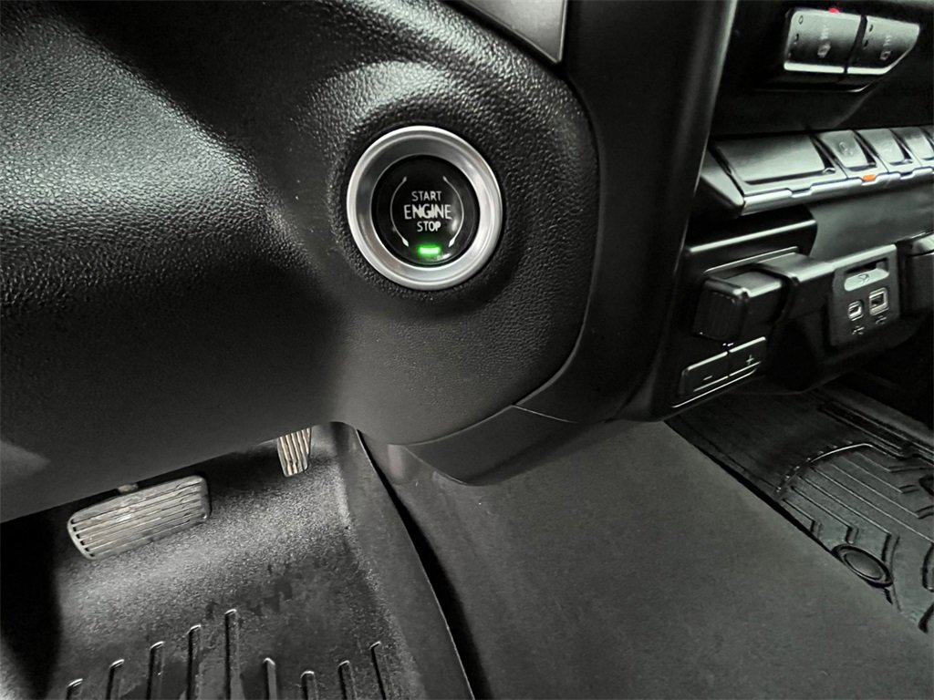 Used 2020 Chevrolet Silverado 1500 LT w/ All-Star Edition image 14