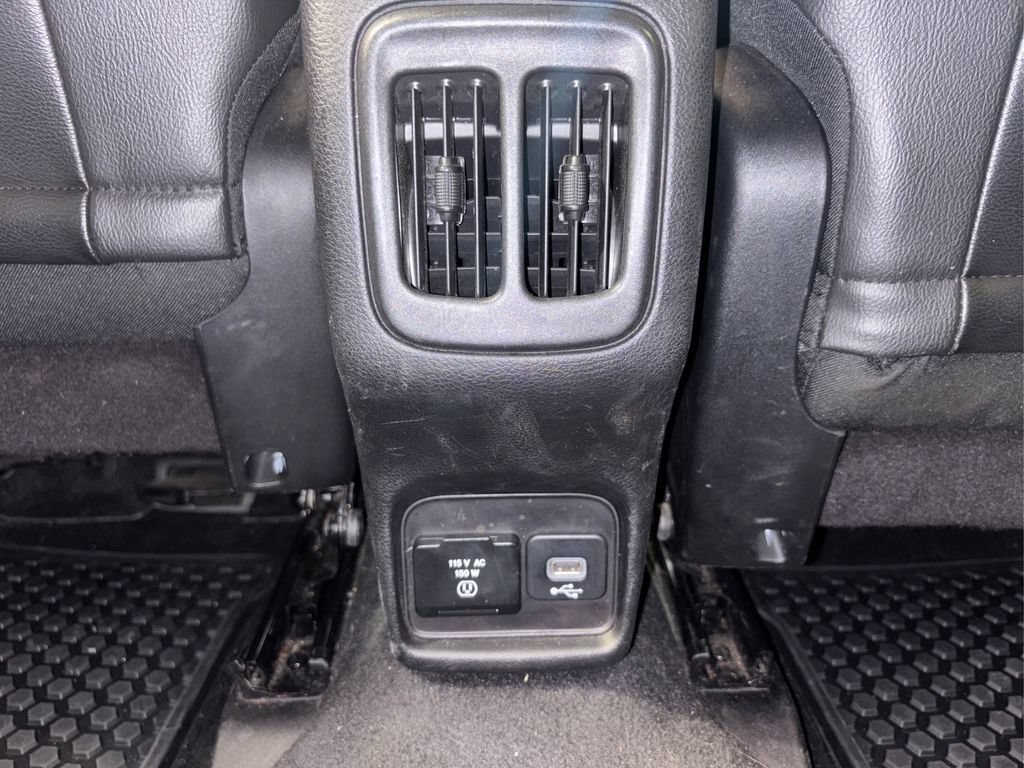 Used 2018 Jeep Compass Trailhawk AWD/4WD image 30