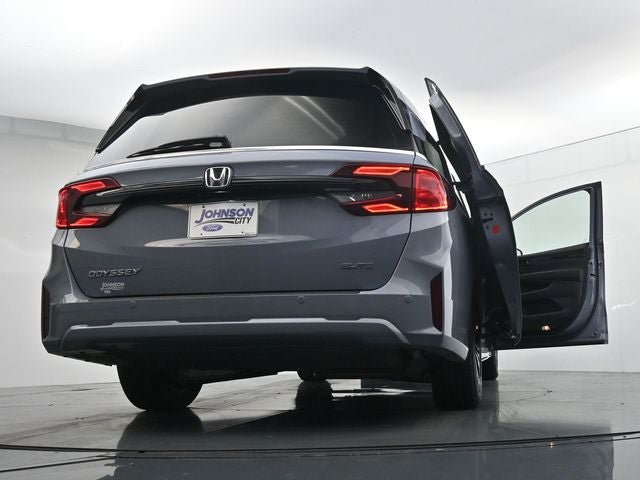 Used 2025 Honda Odyssey Elite image 44