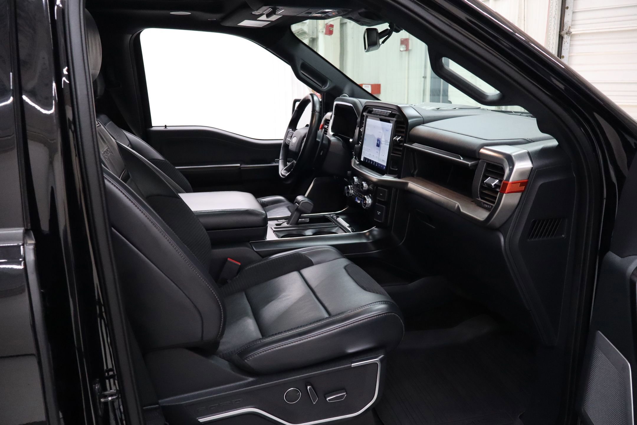 Certified 2021 Ford F150 Raptor w/ Equipment Group 801A High image 35