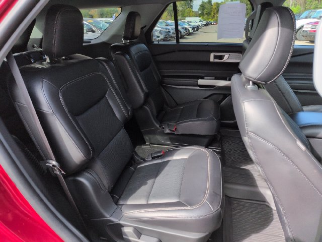 Certified 2023 Ford Explorer Limited AWD/4WD image 18