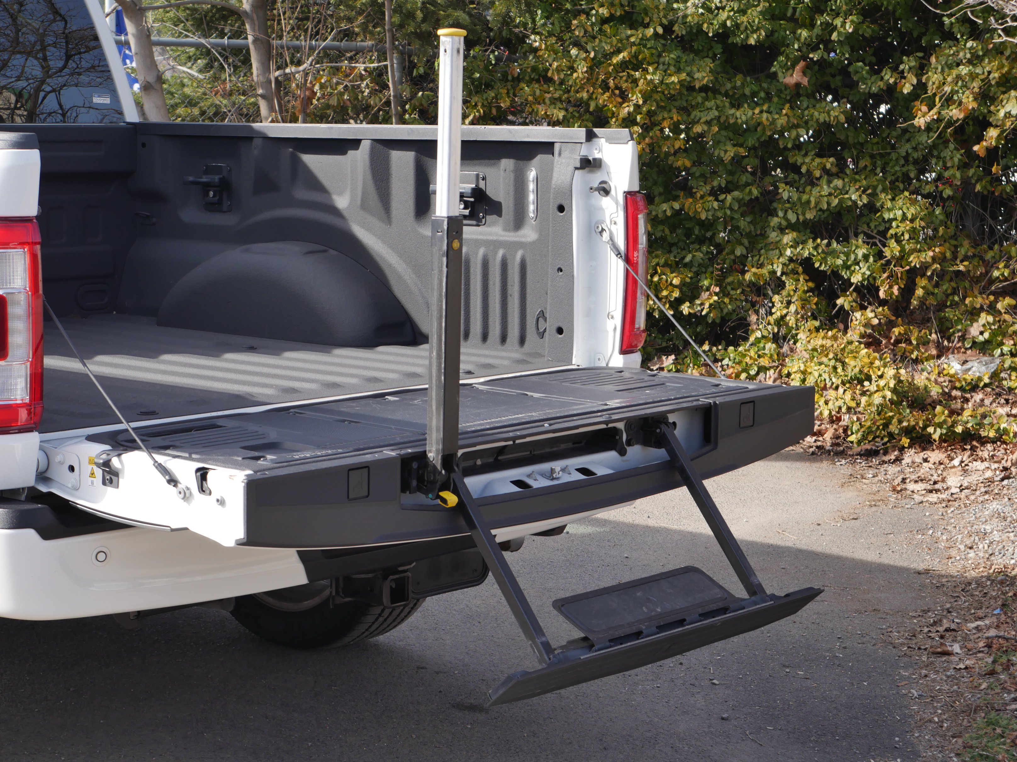 Certified 2021 Ford F150 Limited AWD/4WD image 23