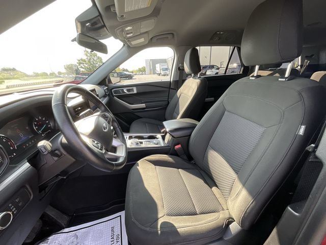 Certified 2022 Ford Explorer XLT w/ Class IV Trailer Tow Package AWD/4WD image 12