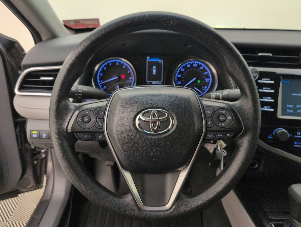 Used 2018 Toyota Camry LE FWD image 31