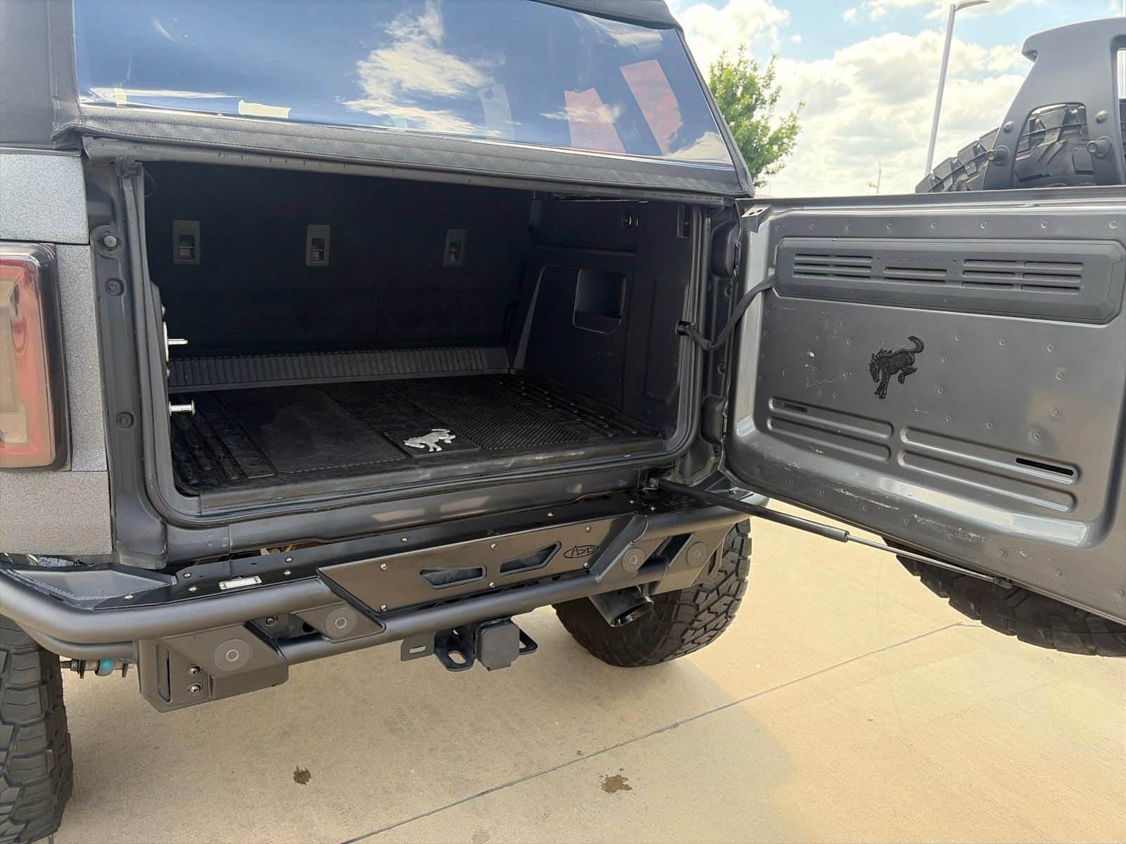 Certified 2021 Ford Bronco Outer Banks w/ Sasquatch Package AWD/4WD image 24
