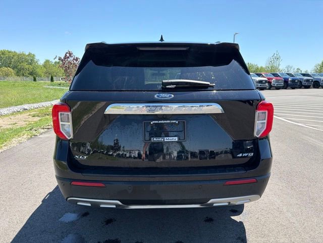 Certified 2023 Ford Explorer XLT w/ Equipment Group 202A AWD/4WD image 8