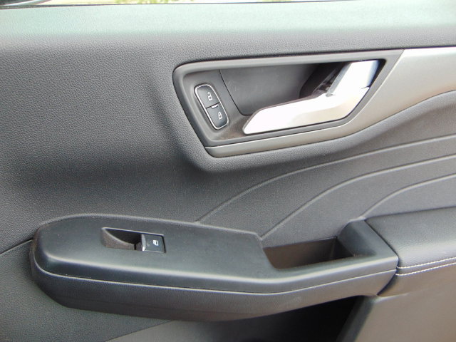 Certified 2026 Ford Escape SE FWD image 26