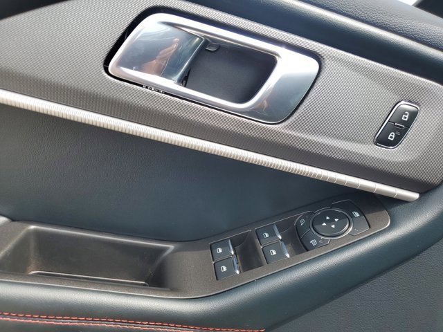 Certified 2025 Ford Explorer ST-Line image 23