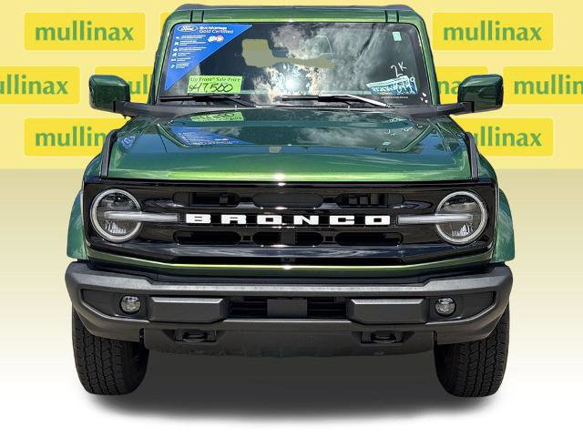 Certified 2025 Ford Bronco Outer Banks AWD/4WD image 14