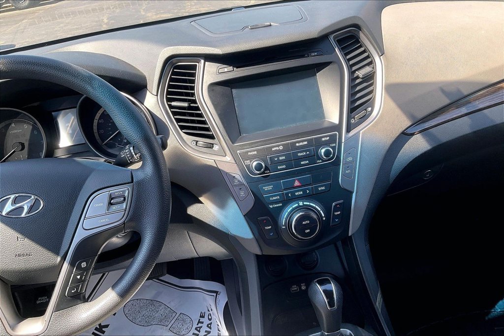 Used 2017 Hyundai Santa Fe Sport FWD image 5