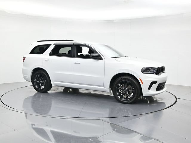 Used 2025 Dodge Durango GT w/ Blacktop Package RWD image 3