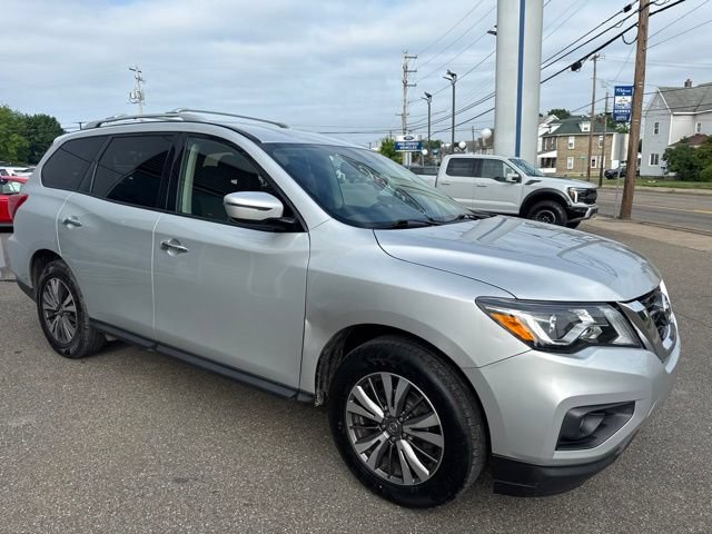 Used 2019 Nissan Pathfinder SV AWD/4WD image 4
