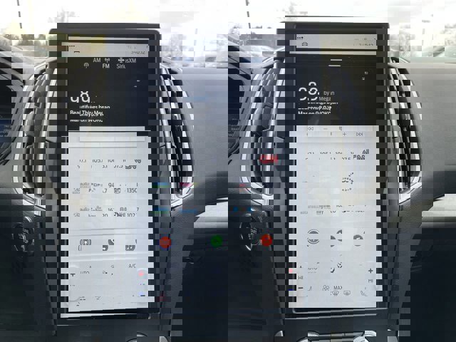 Certified 2024 Ford Edge SEL image 9