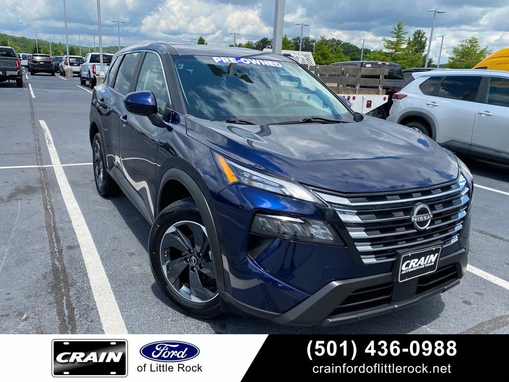Used 2024 Nissan Rogue SV AWD/4WD image 1