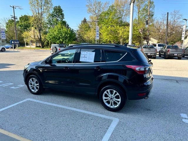 Certified 2018 Ford Escape SE w/ SE Sync 3 Package FWD image 10