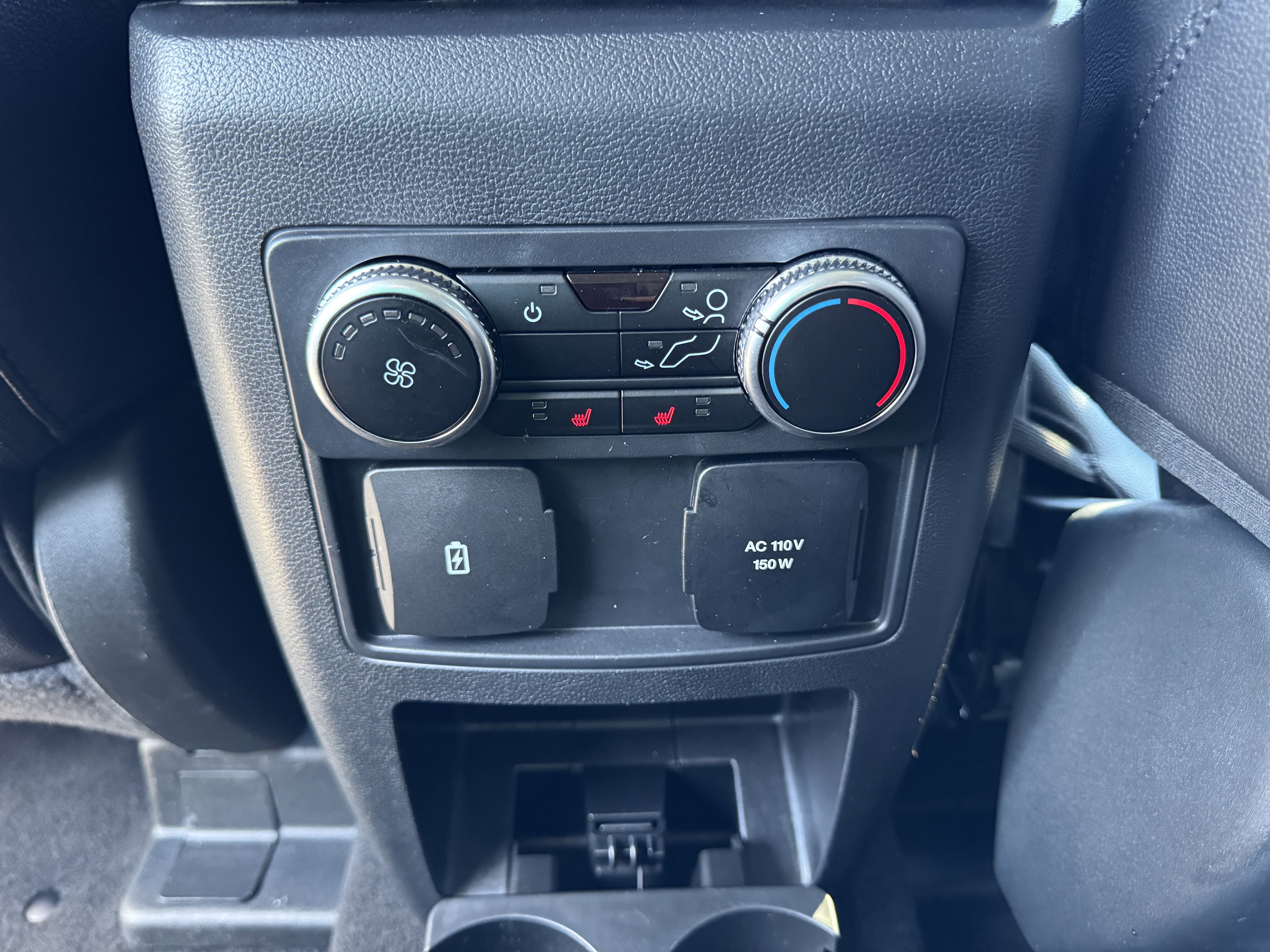 Certified 2023 Ford Explorer Limited w/ Equipment Group 301A image 35