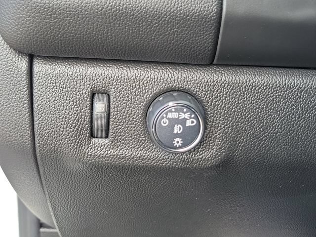 Used 2019 Chevrolet Colorado LT w/ LT Convenience Package RWD image 31
