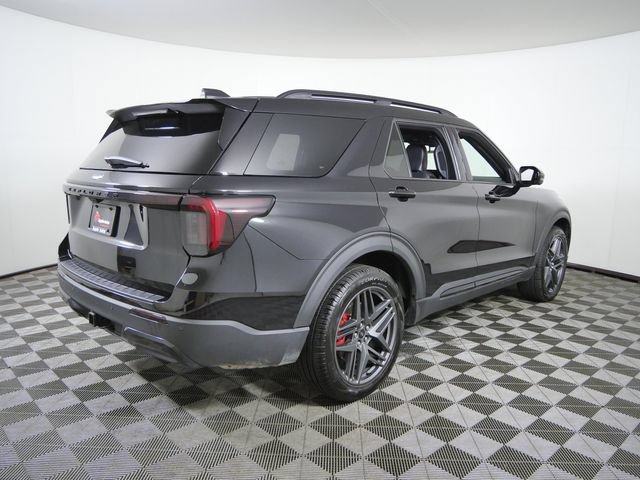 Certified 2025 Ford Explorer ST-Line w/ Premium Package AWD/4WD image 9