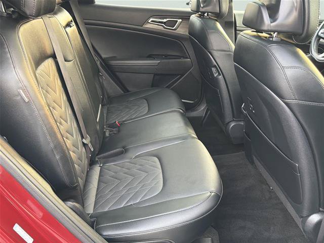 Used 2024 Kia Sportage X-Line w/ X-Line Premium Package AWD/4WD image 16