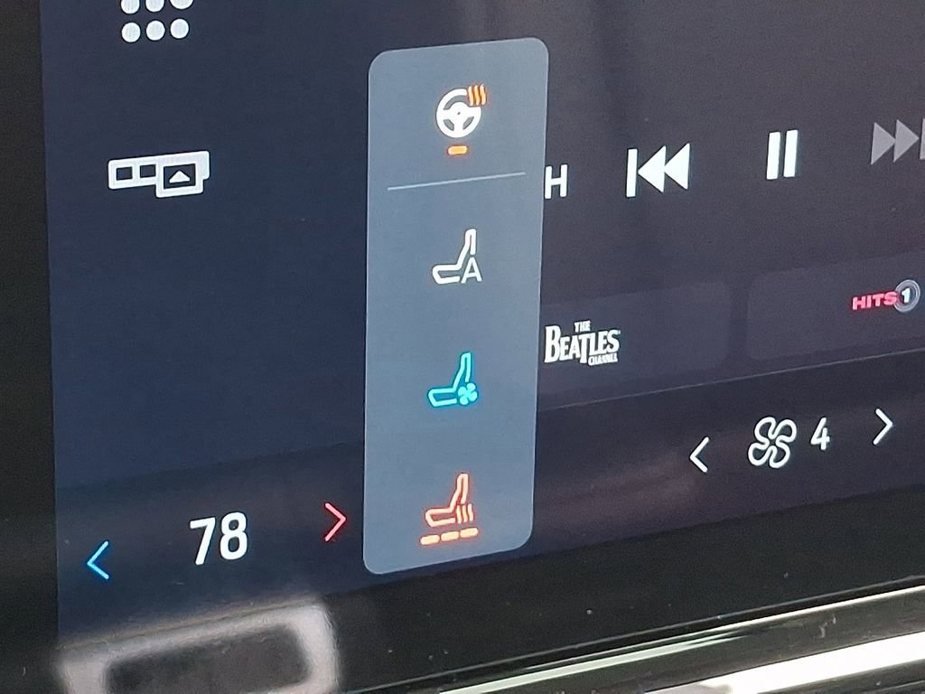 Certified 2025 Ford Expedition Max Platinum image 26