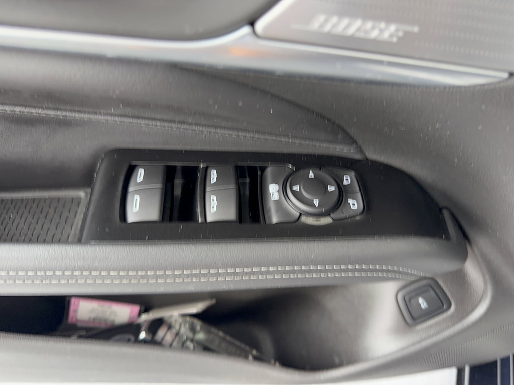 Used 2021 Cadillac CT4 Luxury w/ Sun And Sound Package RWD image 10