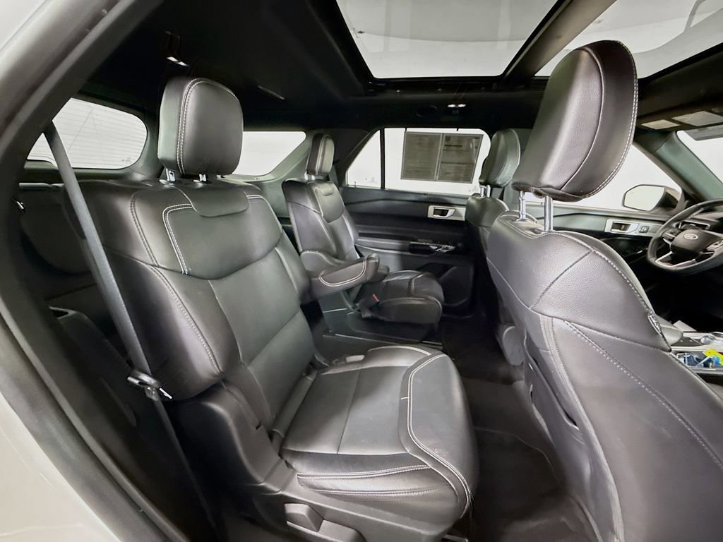 Certified 2024 Ford Explorer ST w/ Equipment Group 401A image 30