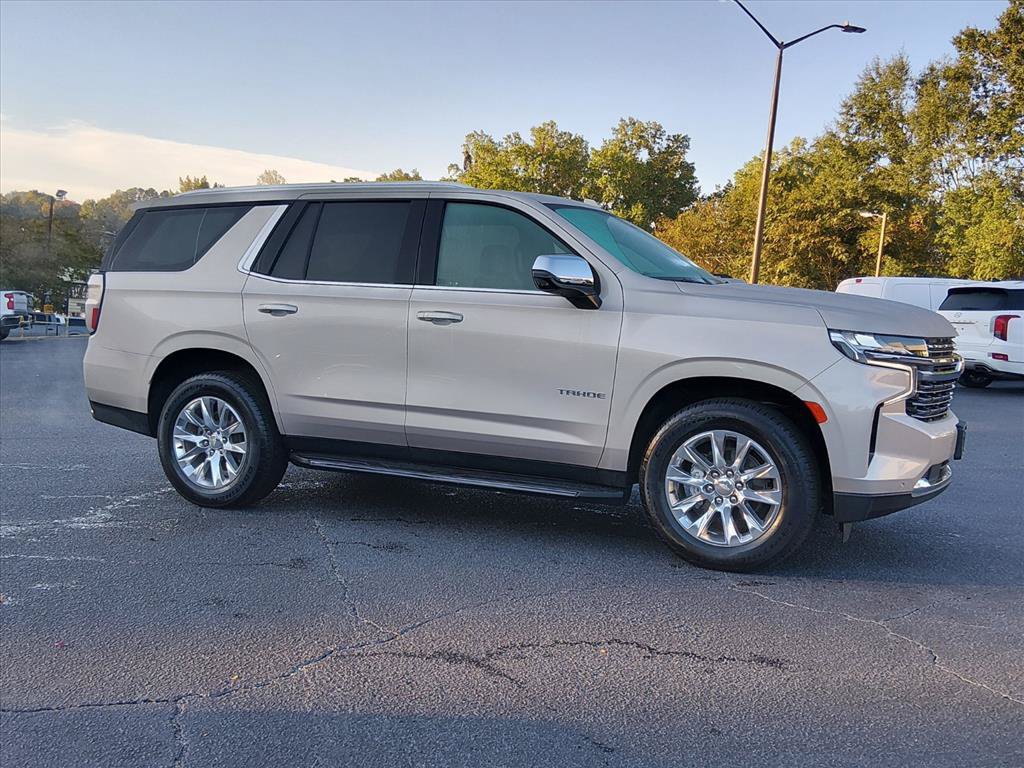 Used 2021 Chevrolet Tahoe Premier w/ Premium Package AWD/4WD image 2
