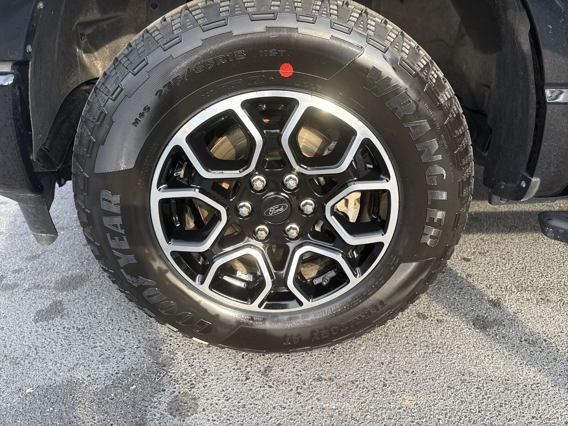 Certified 2022 Ford F150 XLT w/ Equipment Group 302A High image 28