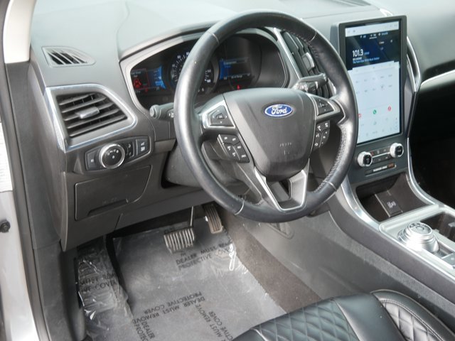 Certified 2023 Ford Edge Titanium AWD/4WD image 12