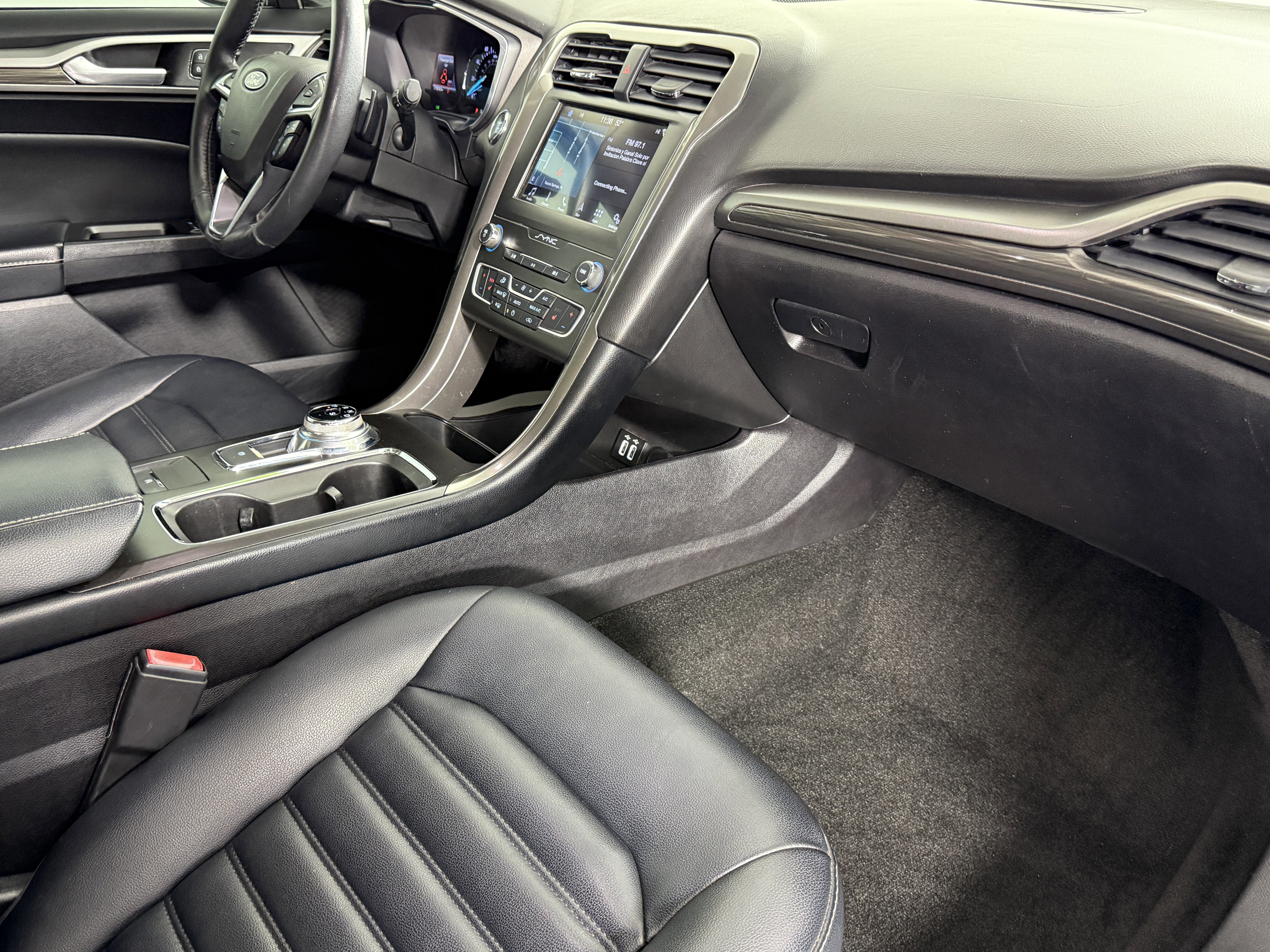 Certified 2019 Ford Fusion SEL image 9