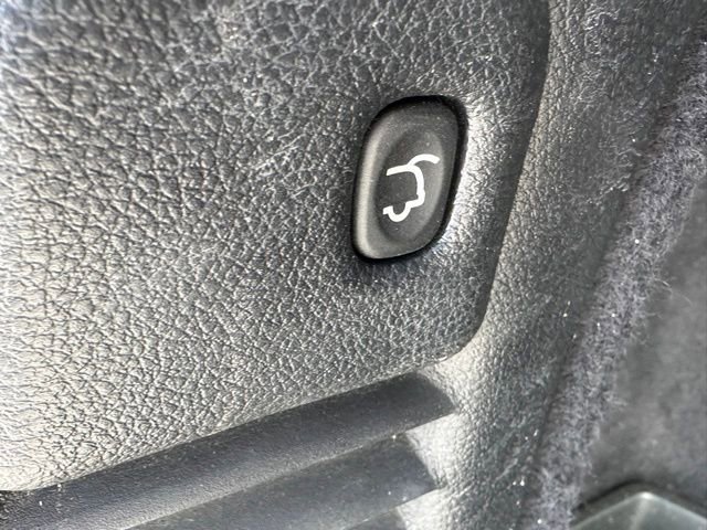 Used 2022 Dodge Durango R/T w/ Blacktop Package AWD/4WD image 9